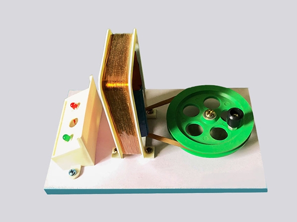 手搖發(fā)電機(jī)